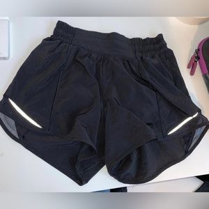 Lululemon Black Hotty Hot